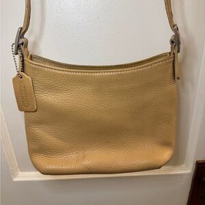 Vintage Coach Beige Leather Shoulder or Crossbody Bag